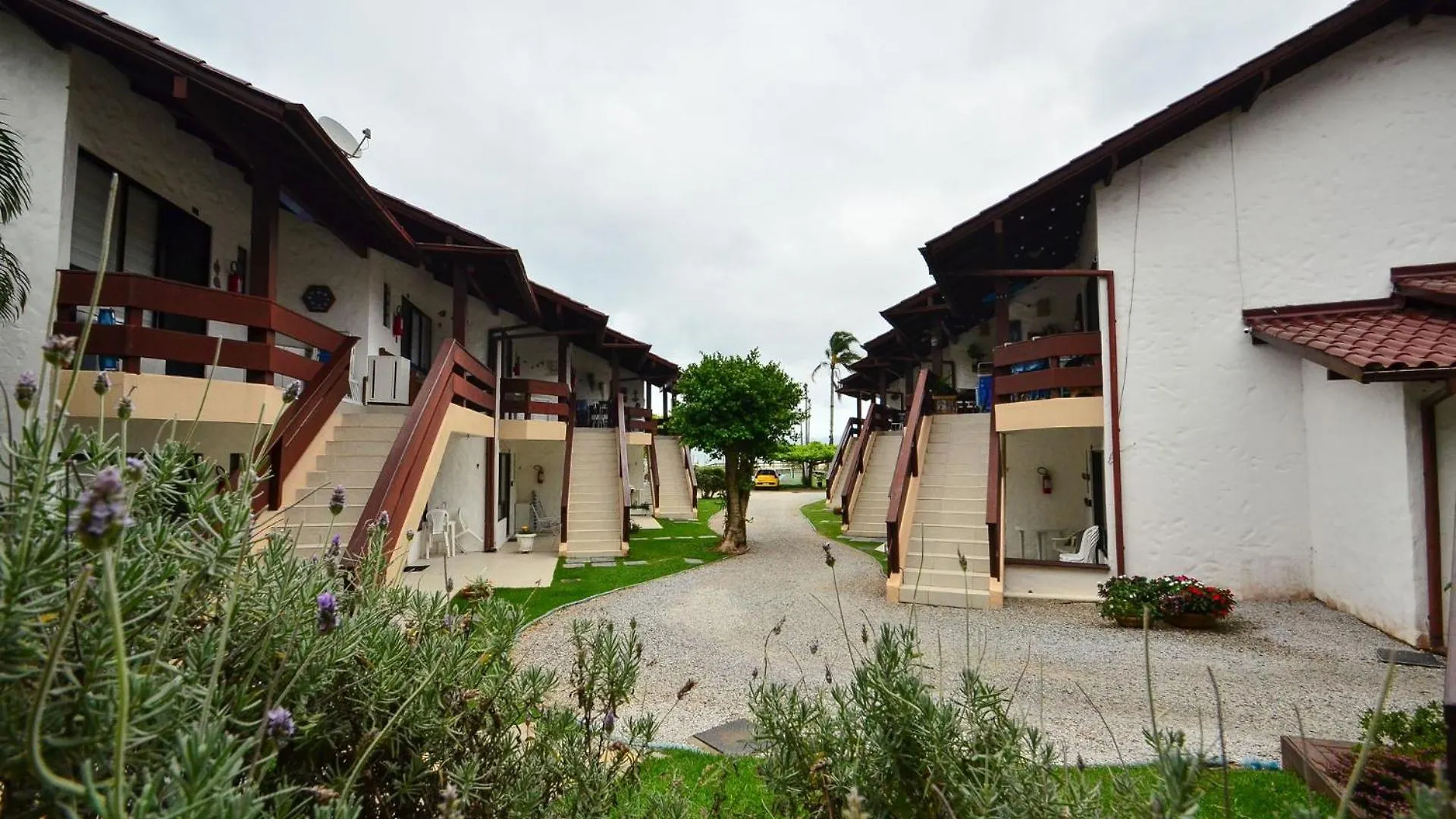 Apartamento Terreo Em Condominio Pe Na Areia P847 Florianópolis