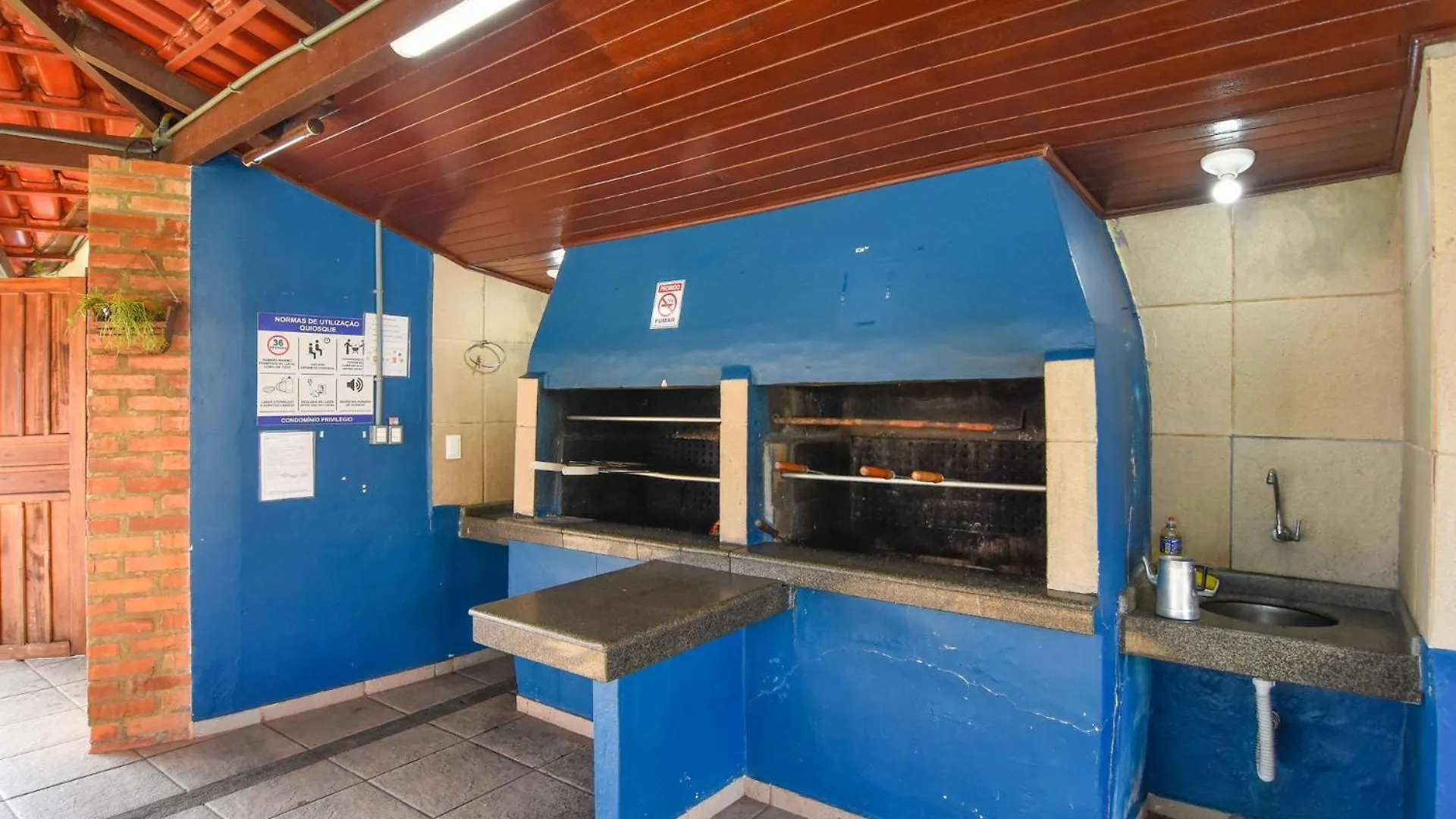 Apartamento térreo em Condomínio Pé na Areia P847 Florianópolis Appartement