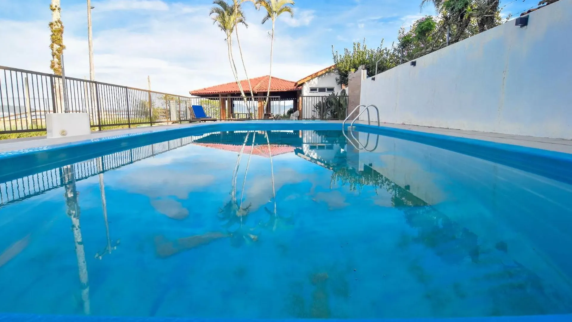 Apartamento Terreo Em Condominio Pe Na Areia P847 Florianópolis
